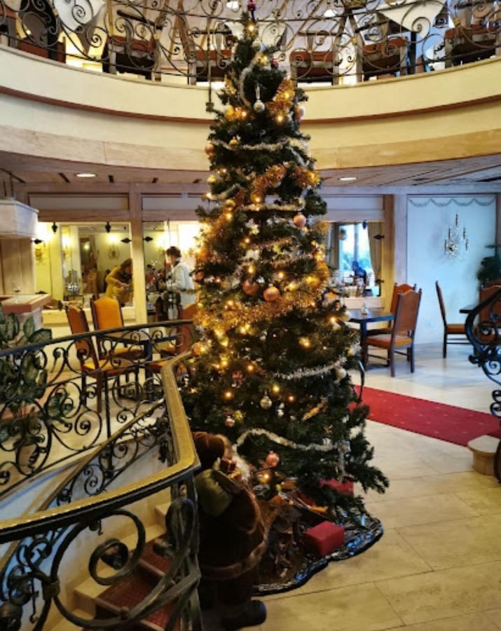 Das Kronen Hotel Зеефелд в Тирол Екстериор снимка