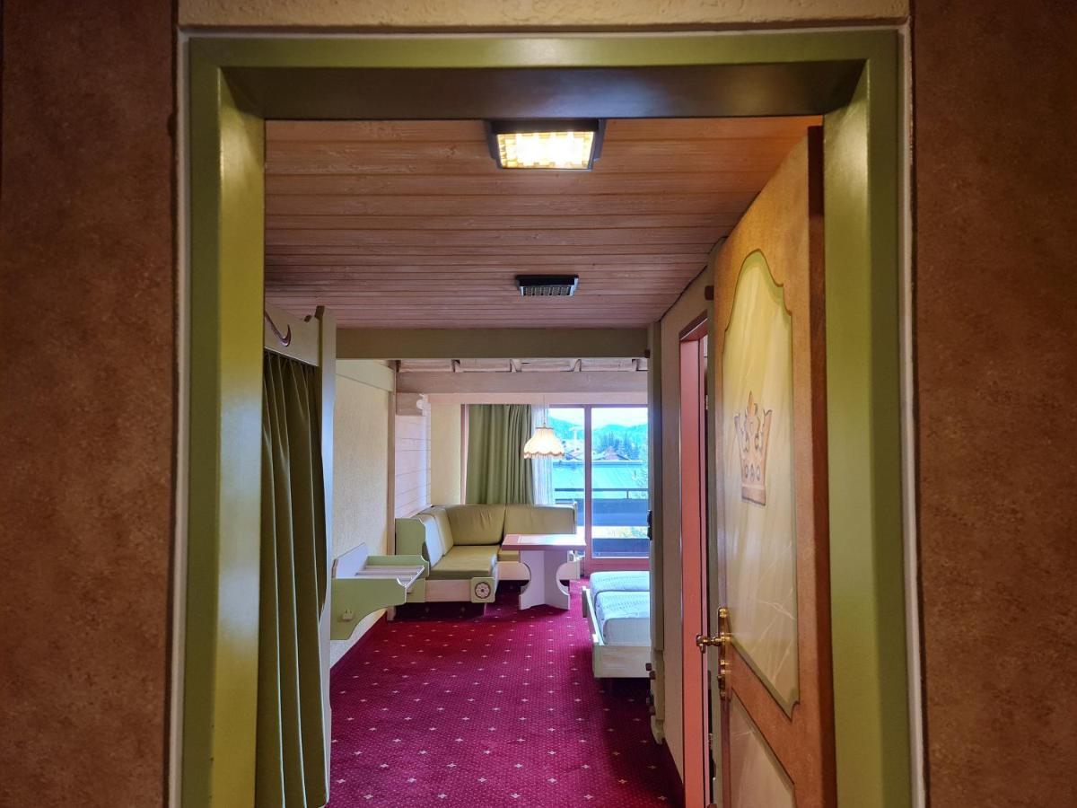 Das Kronen Hotel Зеефелд в Тирол Екстериор снимка
